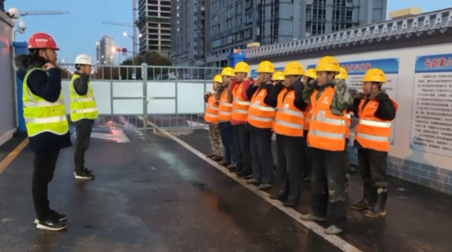 20 µÂÆËÖ®ÐǹÙÍø-²»·²³É¼¨·Ç·²,ÏàÐÅÆ·ÅƵÄʵÁ¦